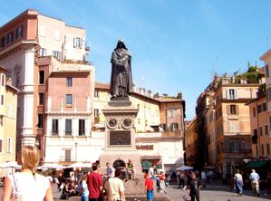Bruno-campo-dei-fiori-rome.jpg