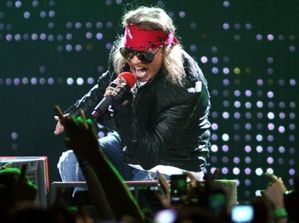 Les-Guns-N-Roses-retentent-un-come-back_portrait_w532.jpg