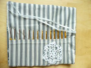 pochette crochets annie ouverte