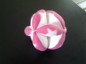 jeux-jolie-balle-de-prehension-rose-e-10018265-140802432043