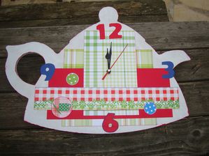 Horloge théière