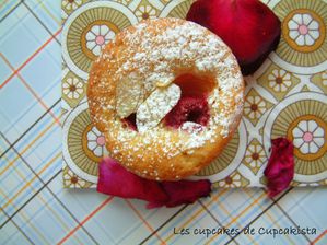Cupcakes Picnic Peach Melba-3