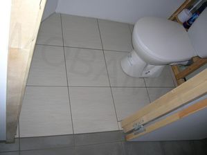 17 Carrelage blanc wc