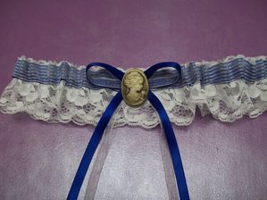 jarretière camée blanc et bleu pour céline