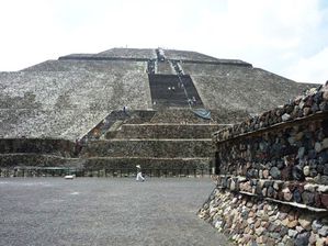 01teotihuacan0230