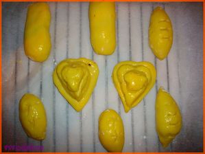 Petits pains briochés avant cuisson