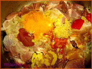 morceaux de porc et les épices