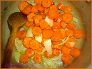 velouté de carottes en préparation