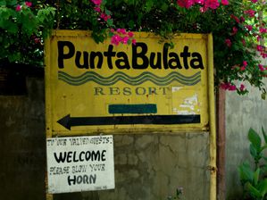 003. Près de Bulata, Entrée du Punta Bulata Beach Resort