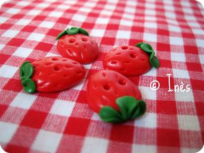 Scrap Inès Boutons fimo fraises strawberry polyme-copie-1