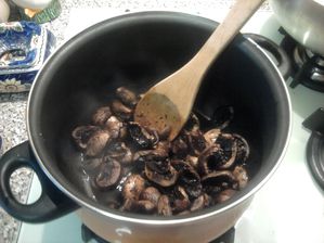 VELOUTE CHAMPIGNON 1ERE ETAPË