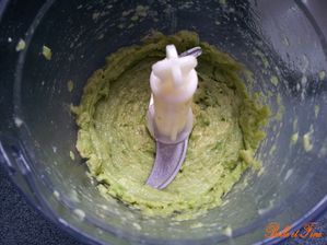 Chantilly-d-avocats-sur-tartare-de-surimi4.jpg
