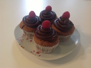 Cupcakes-de-chocolate-y-frambuesa.JPG