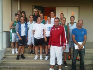 null IMG00771-20130902-2012