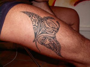 tatouage raie polynesiene
