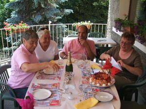 anniversaire-en-terrasse.jpg