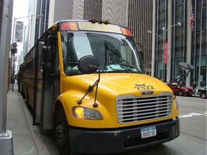 new york bus scolaire jaune school bus yellow3