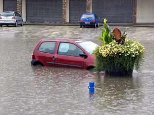 2013-08-07---Petit-Couronne---Innondations-apr-s-l-orage--3.JPG