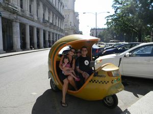 La Habana - coco taxi