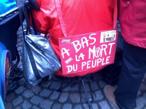 A-bas-la-mort-du-peuple.jpg