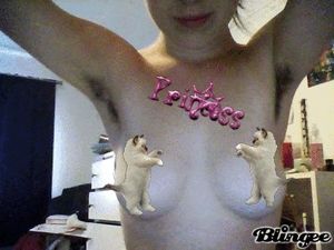 tumblr lre7gxuSe11qb1uqso1 400