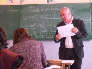Thème : L’écrit en classe de 6 AF (activités linguistiques et expression écrite) Monsieur Seddik Ammouri, inspecteur de langue française Im-615
