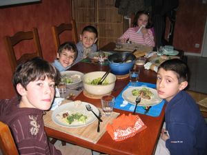 Théophane, Appoline et Amélien à la maison 008