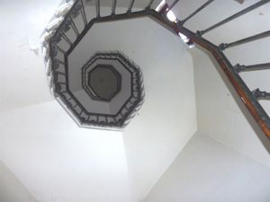 Chateau Prat vue de l'escalier Villeurbanne