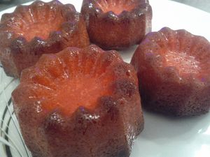 cannele-aux-pralines-roses.jpg