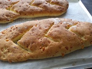 Fougasse-aux-fromages-Thermomix.jpg