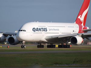 qantas-A380.jpg