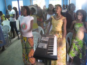 Paques-2014-au-Temple-Shalom-a-Bobo-Dioulasso 7863