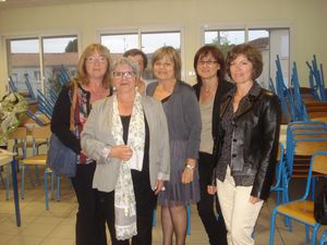 1 J Dussat avec ses collègues Secrétaires de Mairie DSC08