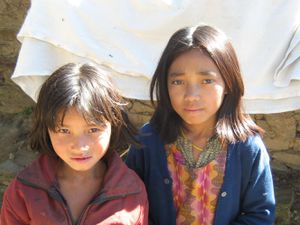 2006-Nepal-girls.jpg