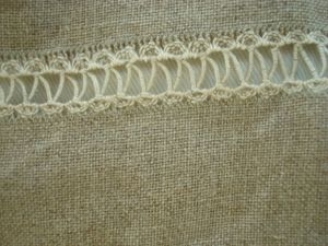 http://img.over-blog.com/300x225/1/39/89/70/broderie/3.JPG