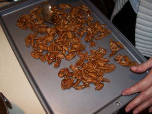 Seasoned pecans (1)