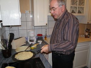 GUY 3737