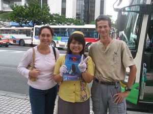 Okinawa-juin 2007-JYM, Tea & hotesse