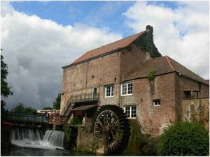Moulin-de-la-Tour-St-Omer.jpg