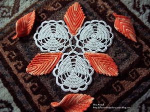 napperon-fleurs-feuilles-orange-deco-crochet