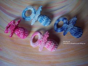tetines-bapteme-naissance-decoration-crochet