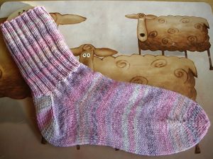 2010-Socken_lilameliert_1.jpg