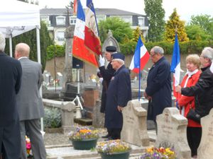 N° 8 Cérémonie à Chennevières