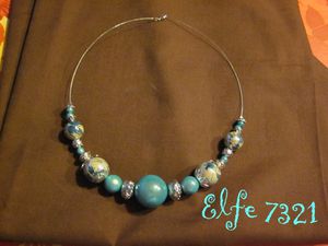 Copie-de-collier-bleu-marbre-001.jpg