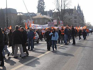 Conseil-General-des-Ardennes-CGT-et-CFDT-manifes-copie-10