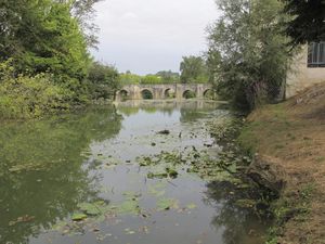 Barbaste-pont-roman--3-.jpg