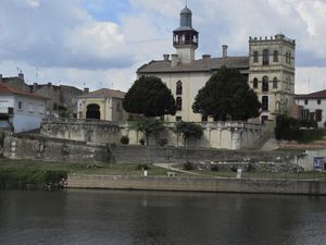 Castelmoron-sur-Lot--1-.jpg