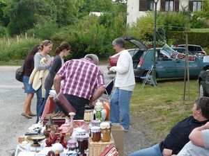 2011 08 28-Couvrelles-brocante 2011 004