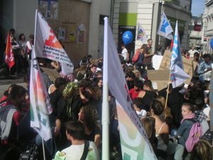 09-11-manif-bourges--3-.JPG