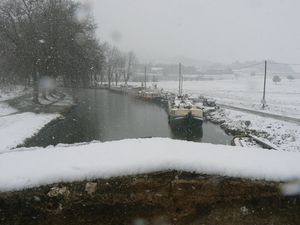 Neige en Mars 2010 sur le Canal du midi